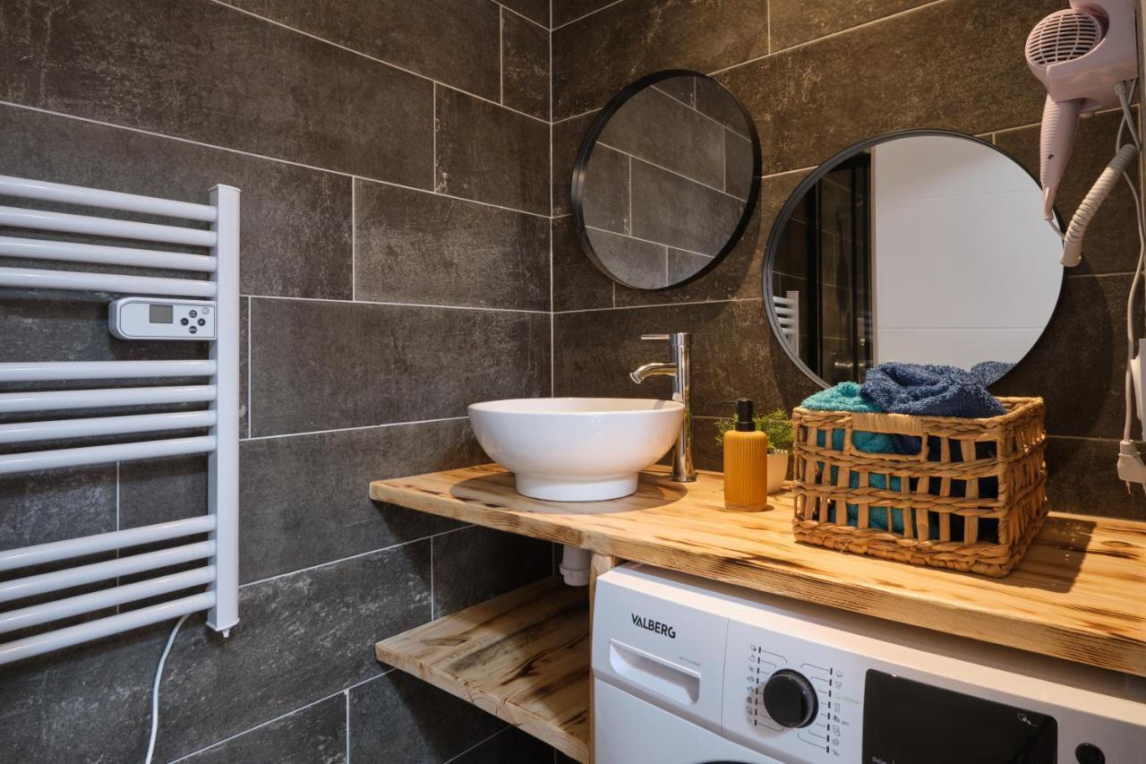 Place Carnot - Studio Tout Equipe Avec Jacuzzi Proche Toutes Commodites Καρκασόν Εξωτερικό φωτογραφία