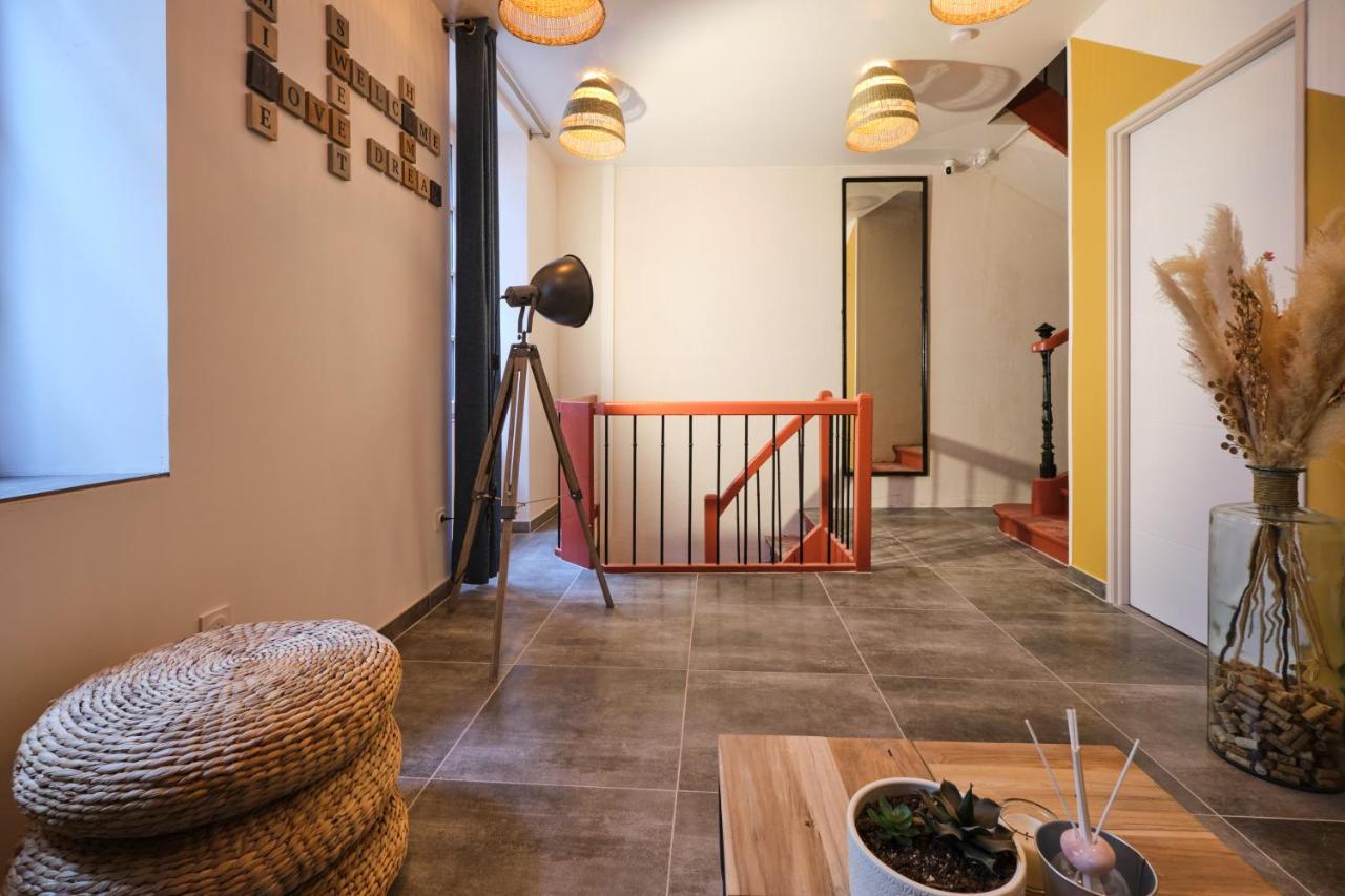 Place Carnot - Studio Tout Equipe Avec Jacuzzi Proche Toutes Commodites Καρκασόν Εξωτερικό φωτογραφία