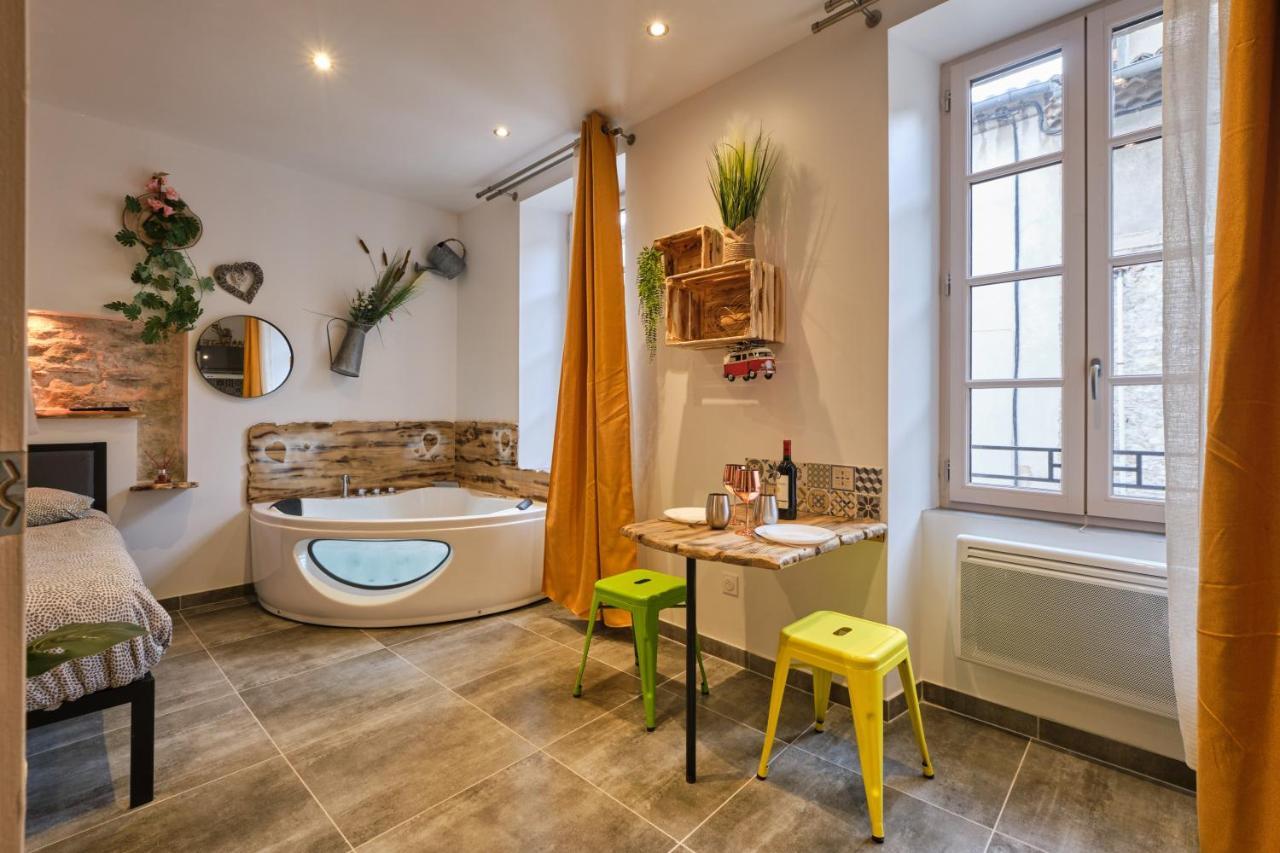 Place Carnot - Studio Tout Equipe Avec Jacuzzi Proche Toutes Commodites Καρκασόν Εξωτερικό φωτογραφία