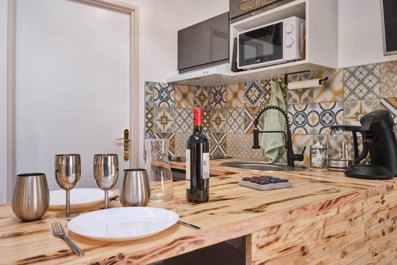 Place Carnot - Studio Tout Equipe Avec Jacuzzi Proche Toutes Commodites Καρκασόν Εξωτερικό φωτογραφία