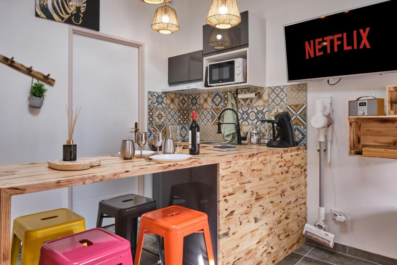 Place Carnot - Studio Tout Equipe Avec Jacuzzi Proche Toutes Commodites Καρκασόν Εξωτερικό φωτογραφία